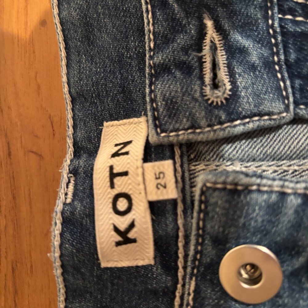 Kotn Riviera Shorts - Picture 5 of 5